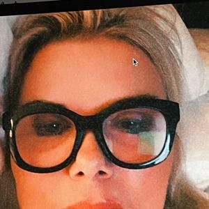 Meet your Posher, Fawn